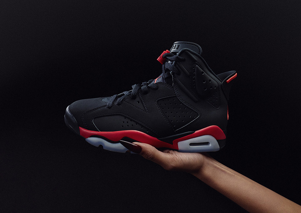 モデル名：Nike Air Jordan 6 Retro "Infrared Salesman"
ブランド / ライン：Air Jordan 6
発売日：2026年2月14日
定価：¥32,340（税込）
スタイルコード：CT8529-001